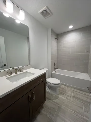 Upstairs bathroom
