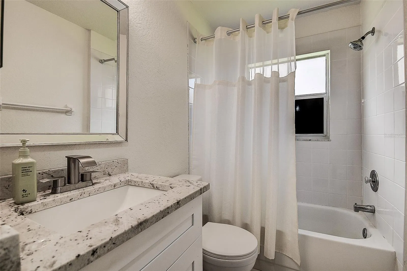 Full Bathroom #3