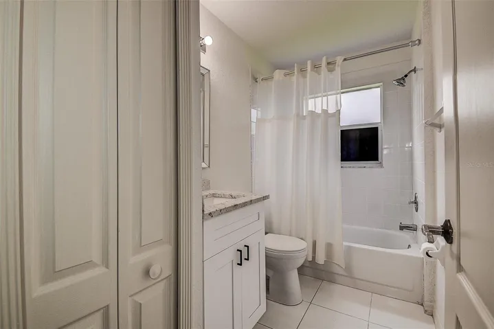 Full Bathroom #3