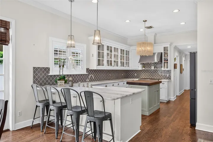 Kitchen island