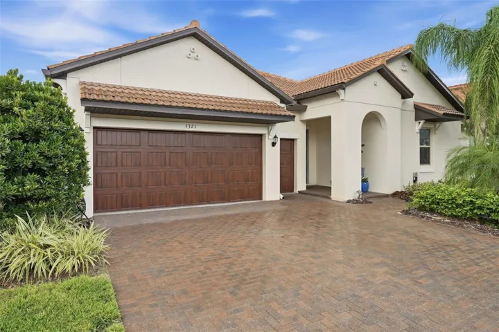 2 Car Garage
