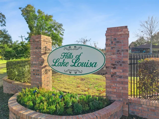 Welcome to Hills of Lake Louisa