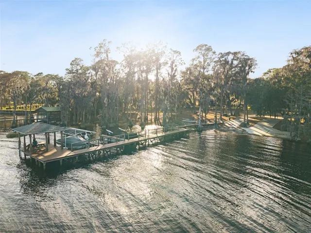 Private Neighborhood Access to Clermont Chain