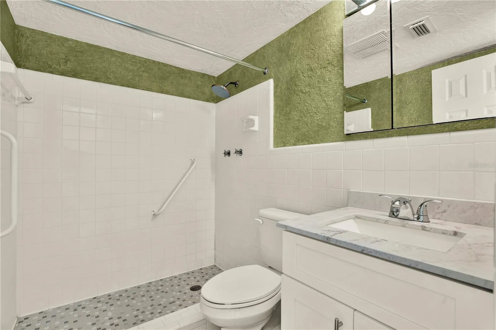 En Suite Bathroom