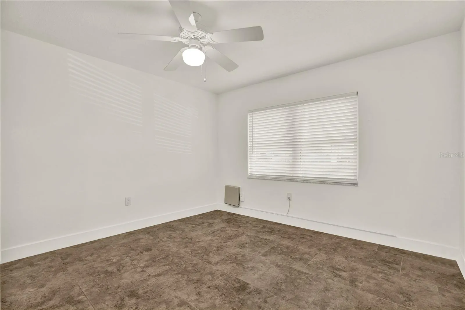 Bedroom 2- Guest