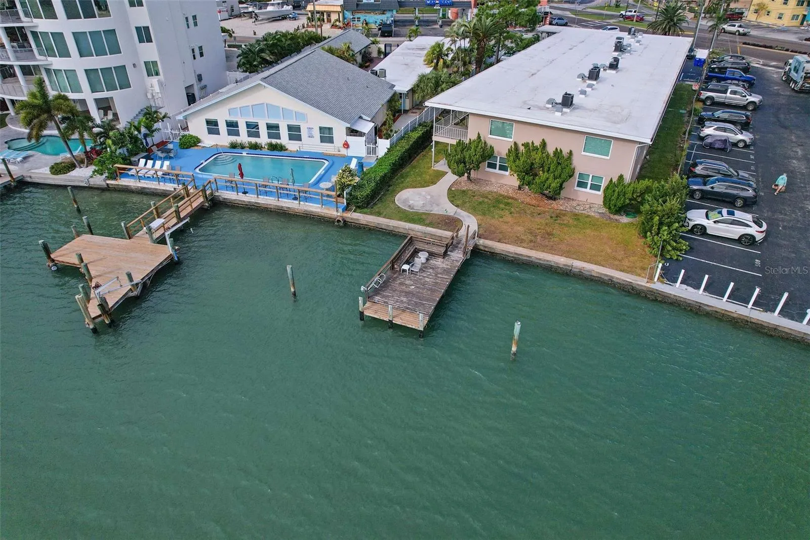 The Outrigger