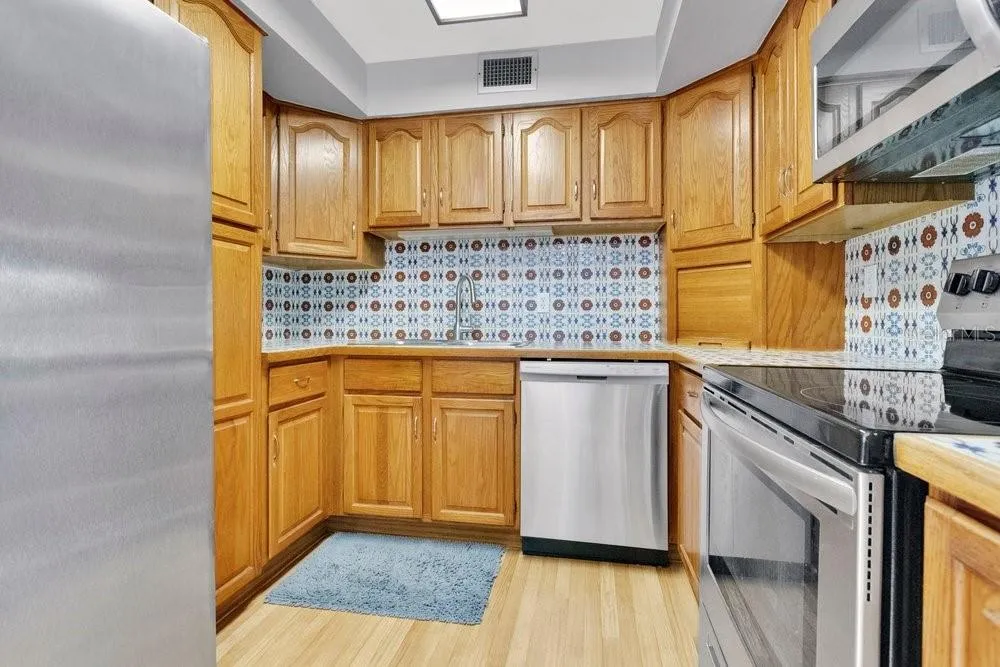 Stainless appliances