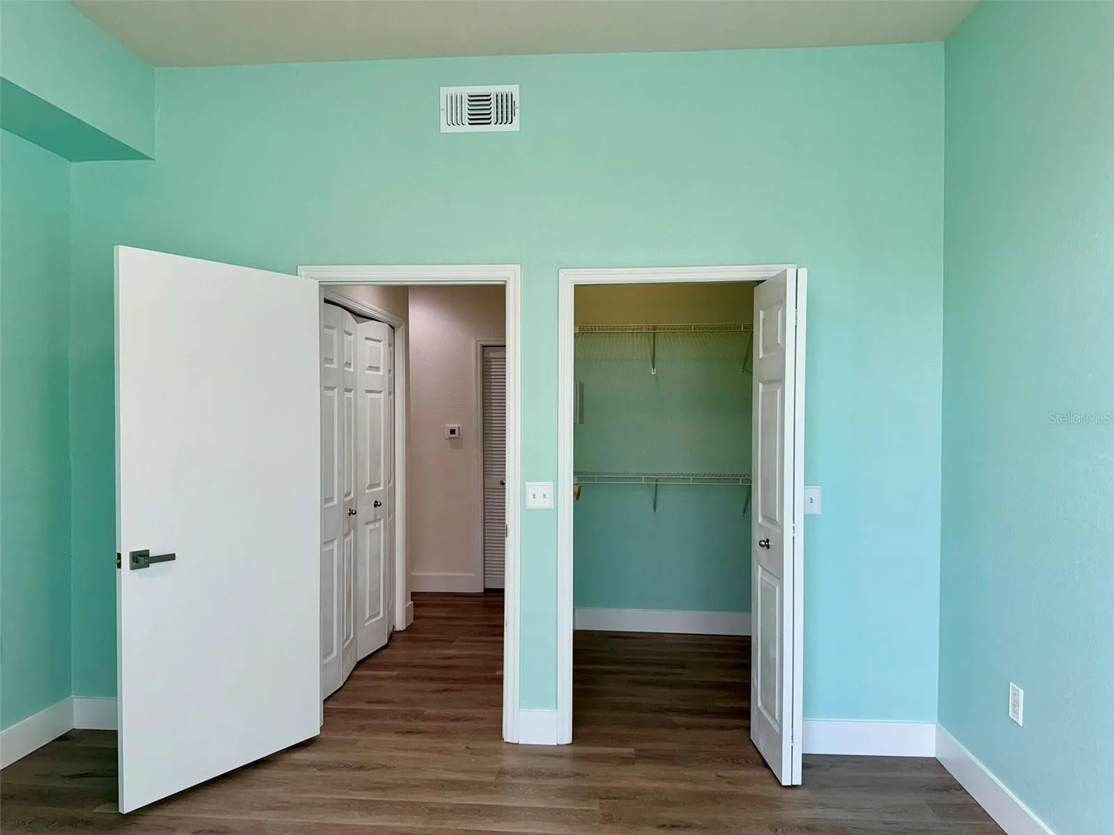 Large spacious walk-in closet