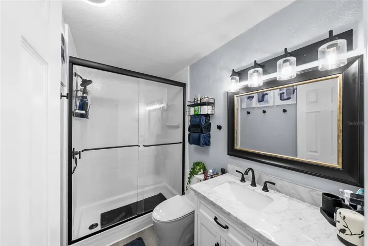 Stylish New Bath!
