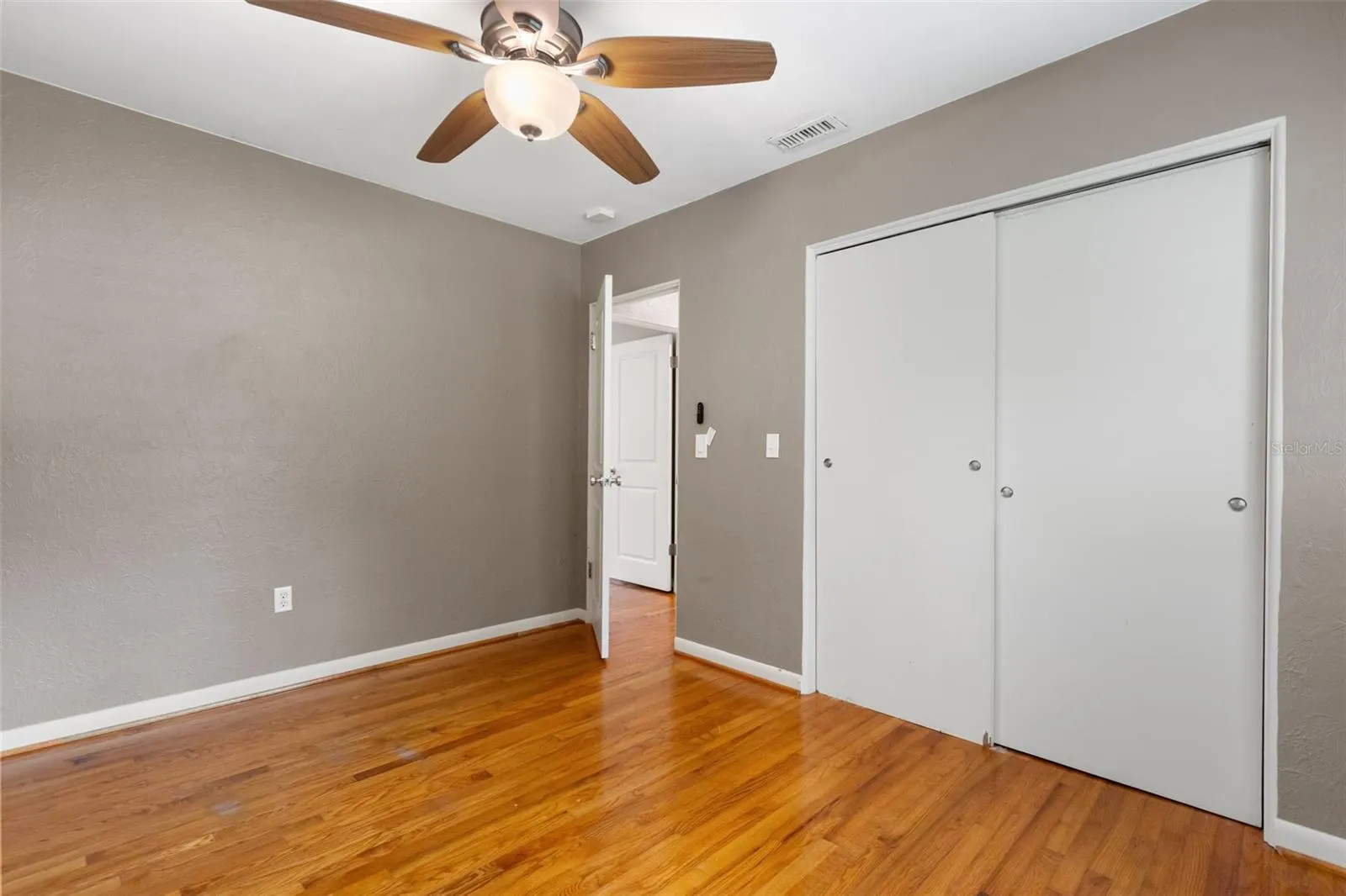 Bedroom 3 - Built In Closet