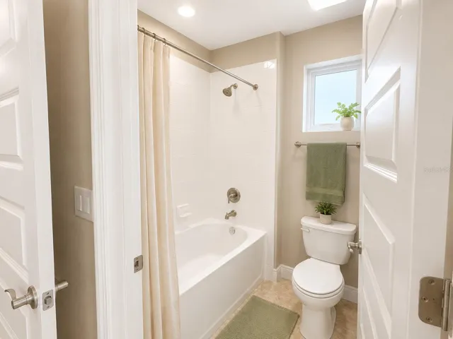 Jack and jill Bath