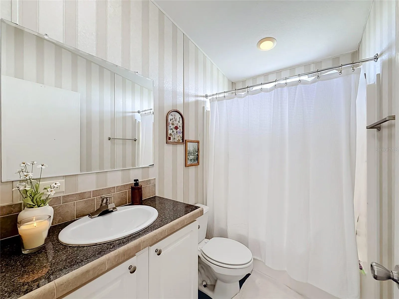 Bathroom #2