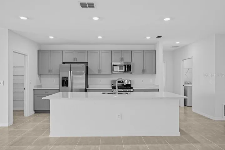 13321 Commons ~ Ready Now