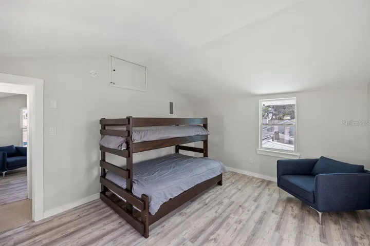 Bedroom/Bonus Room