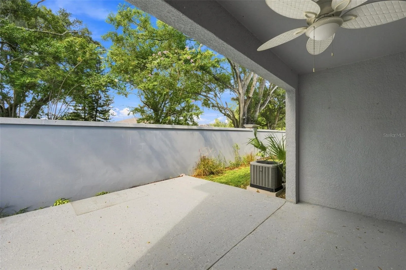 Covered Lanai w/ Extended Patio