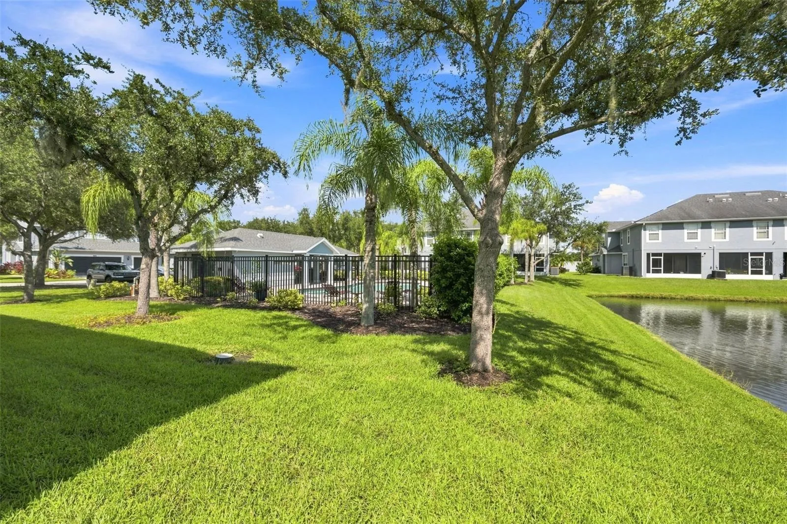 Townhomes At Parkside