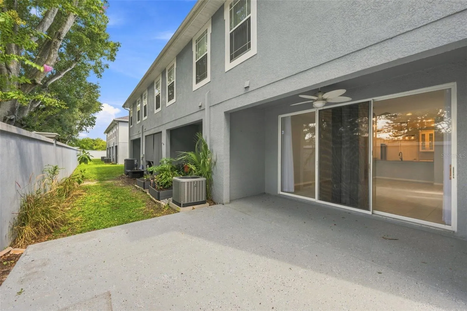 Covered Lanai w/ Extended Patio