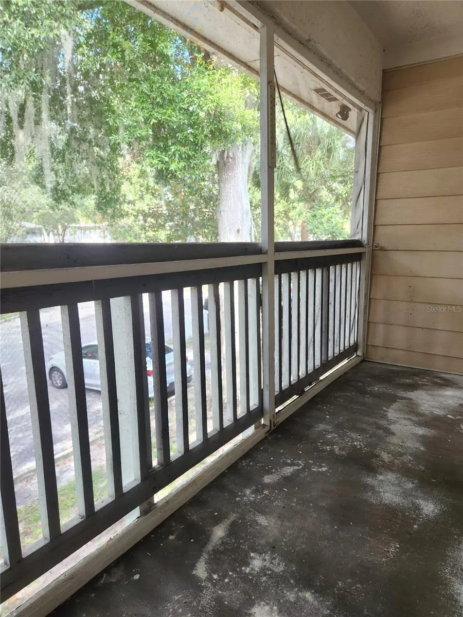 Screened Porch