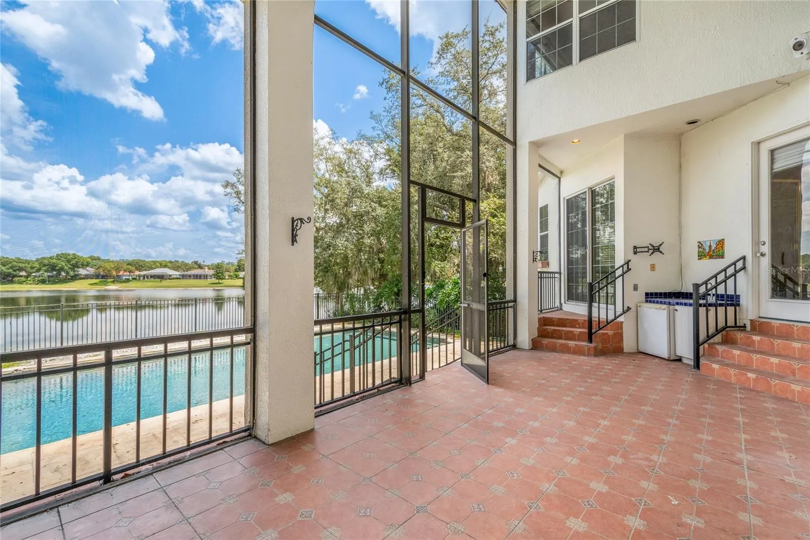 Large Rear Screened Patio