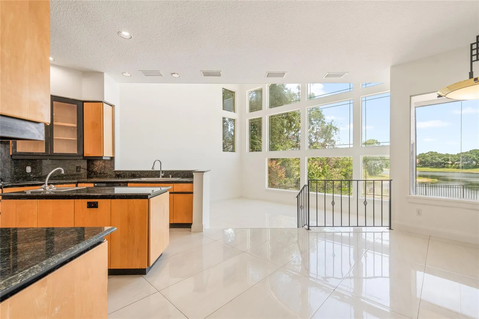 Kitchen - Separate Eating Area