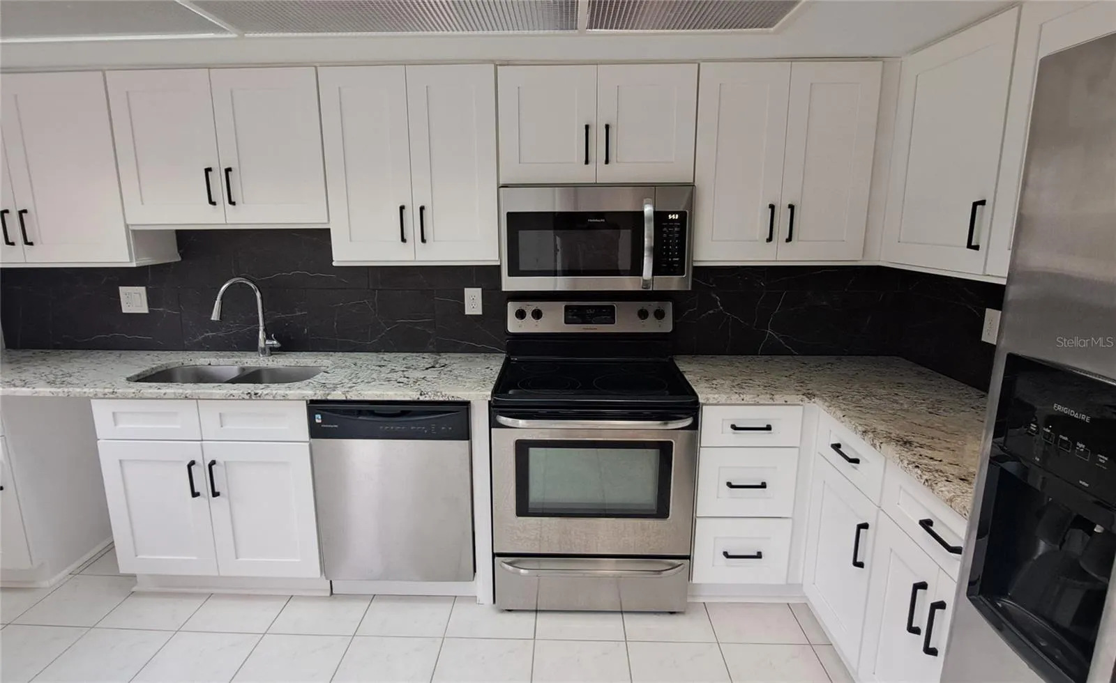 Spacious Kitchen