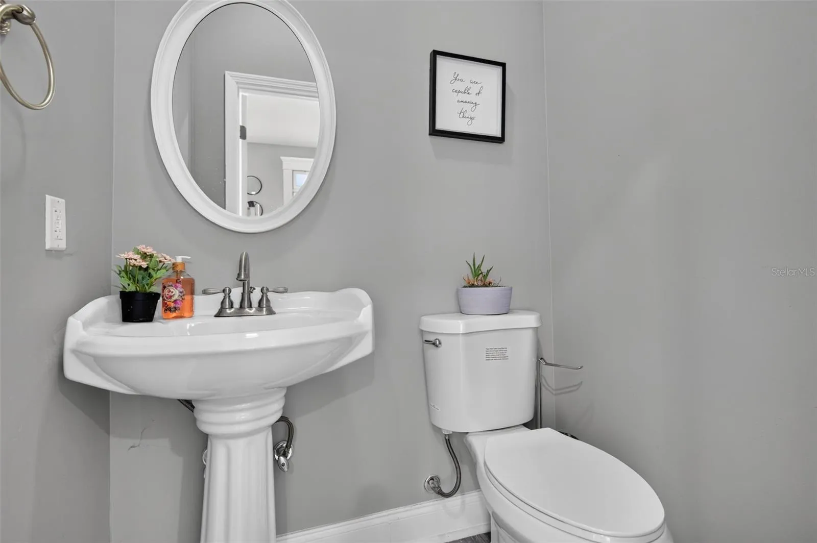 POWDER ROOM