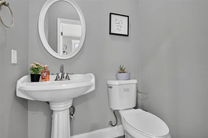 POWDER ROOM