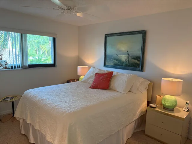 Guest bedroom