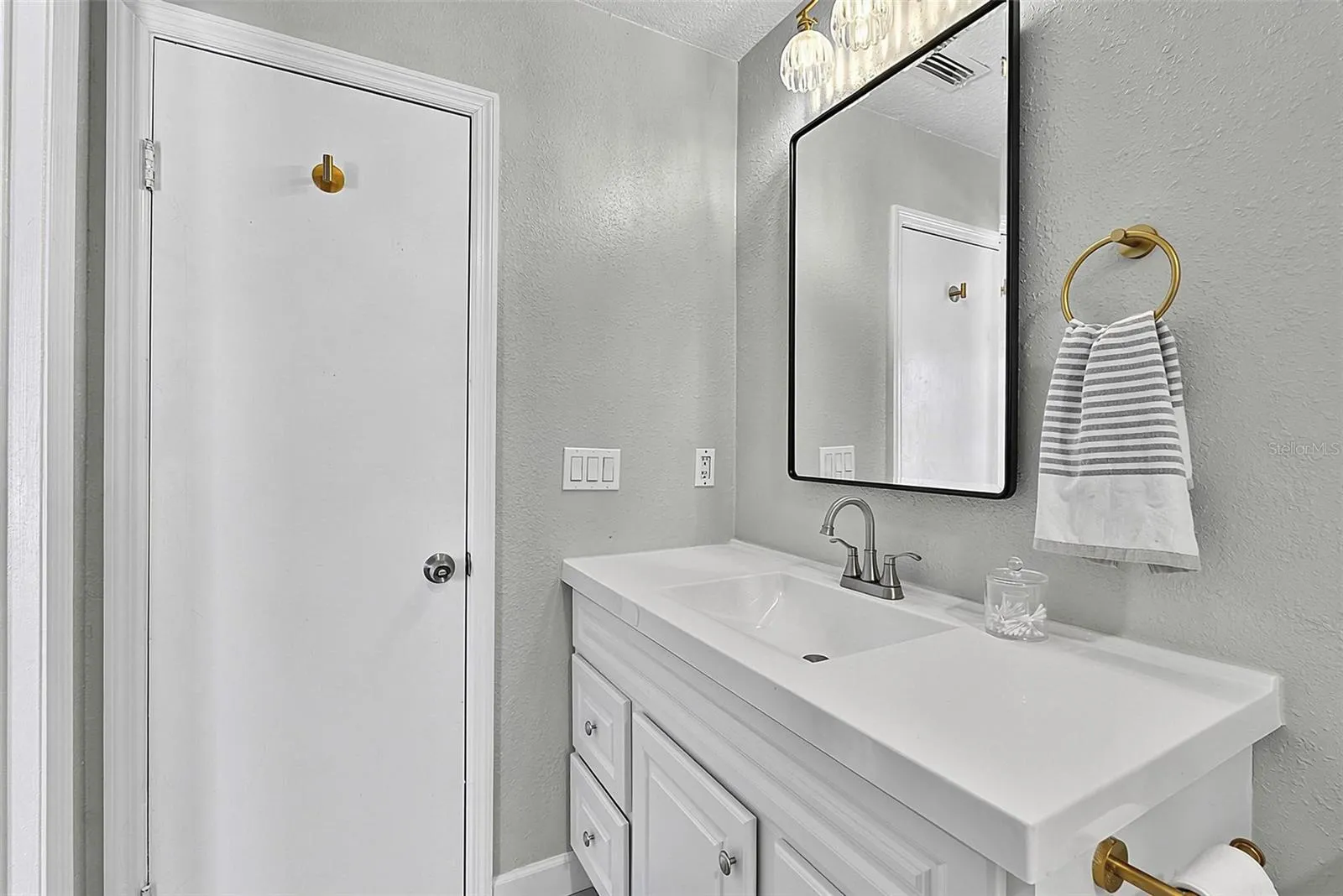 Vanity mirror with extra storage