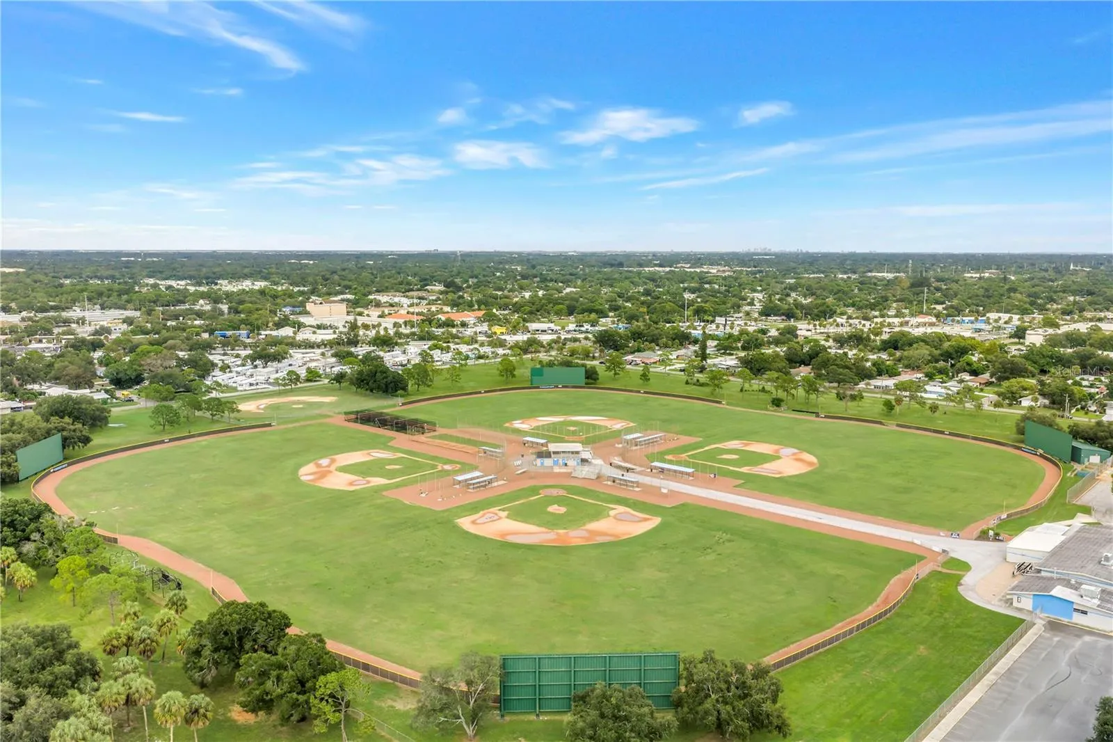 Walter Fuller park just a few blocks away!