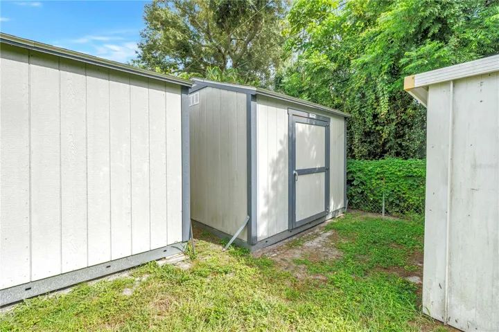 Large Lot 50X1352 SHEDS 10X10. The other one is old.