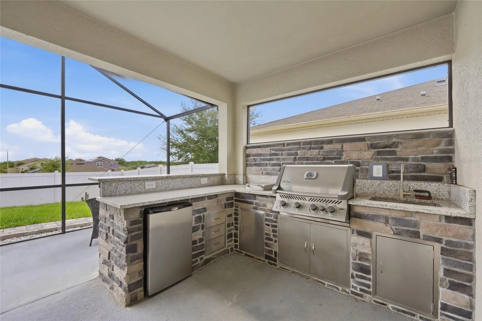 Outdoor kitchen