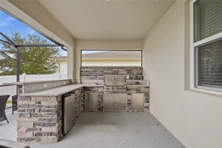 Outdoor kitchen