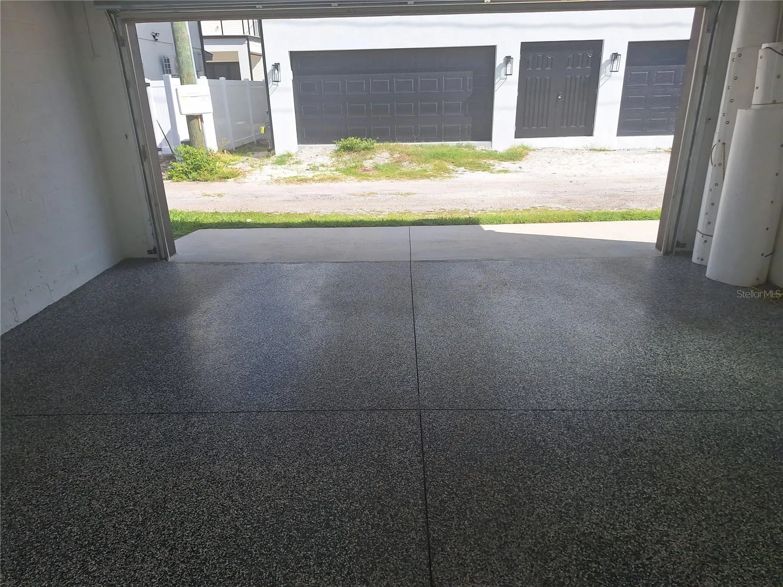 2 Car Garage