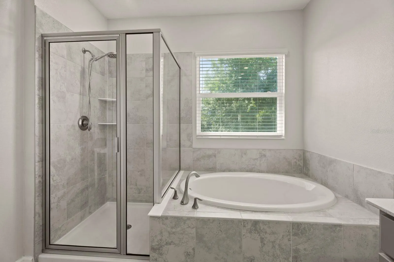 Shower-Tub combination