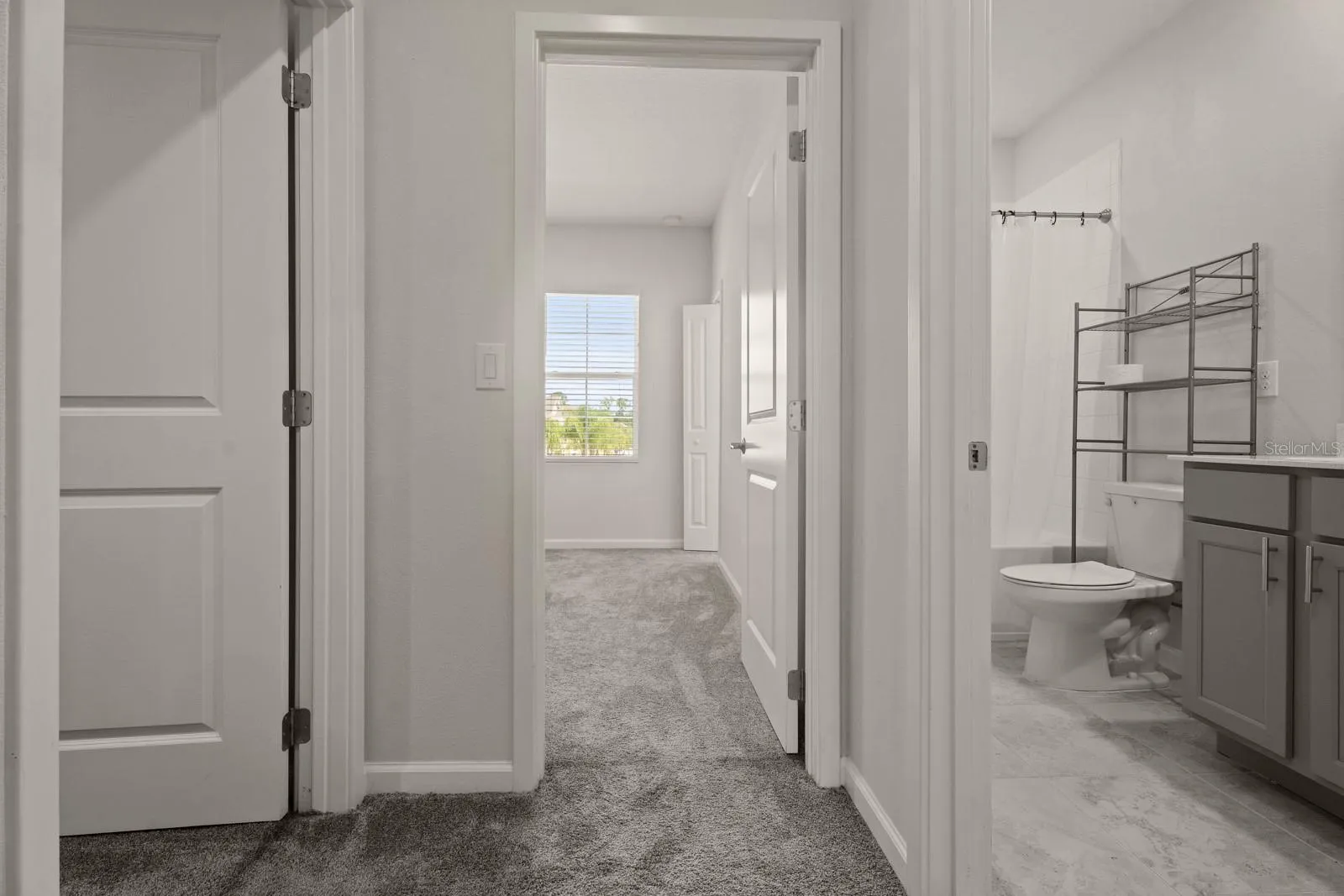 Guest Bathroom-2nd floor