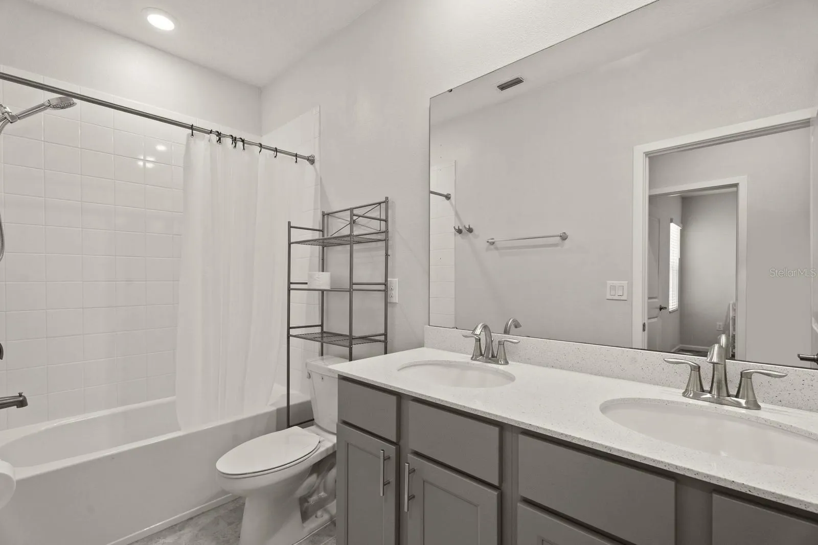 Guest Bathroom-2nd floor