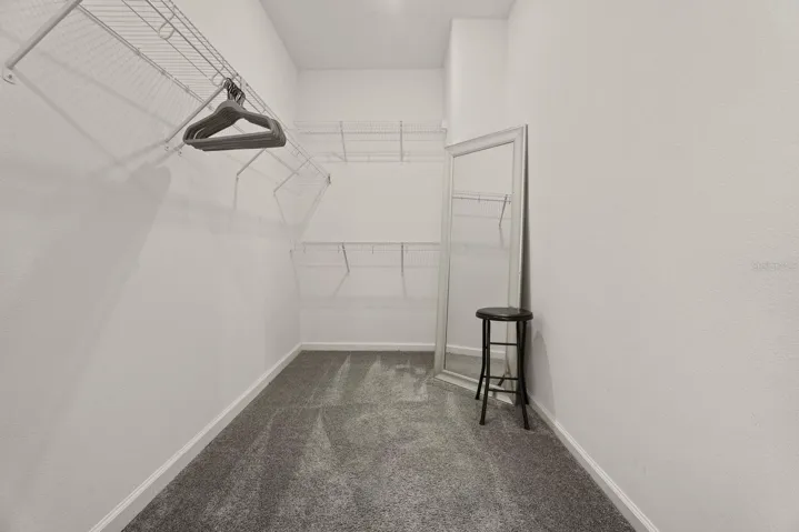 Walk-in closet