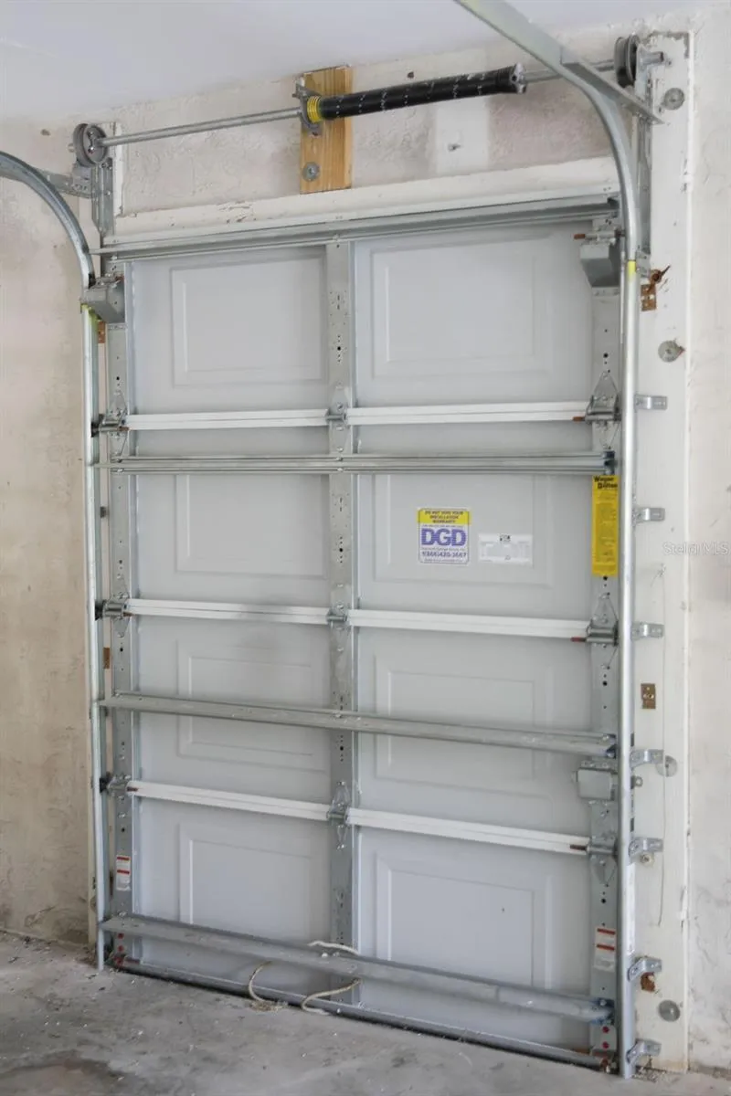 side garage