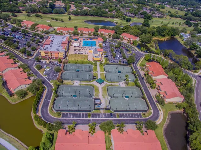 Walking doitance to Carrollwood Country Club