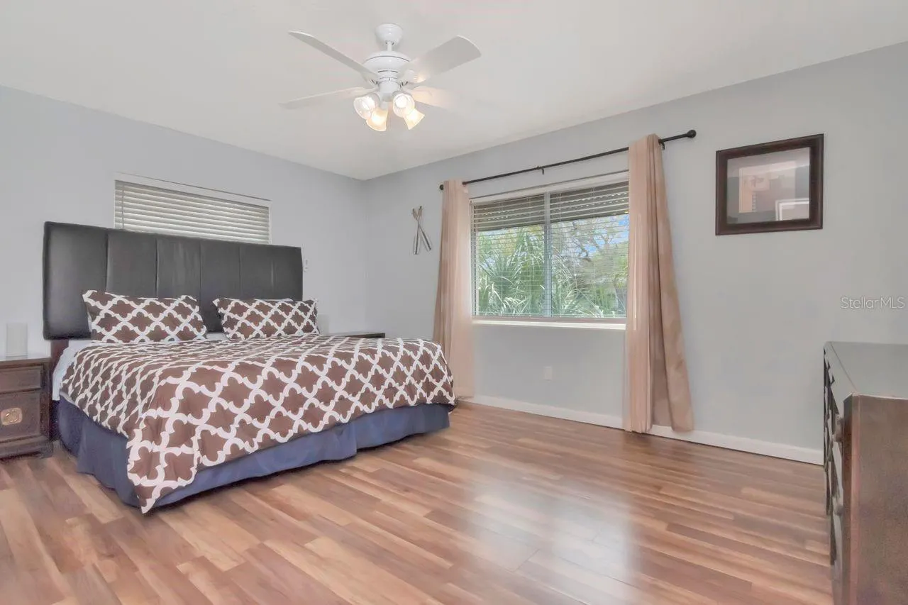Primary suite