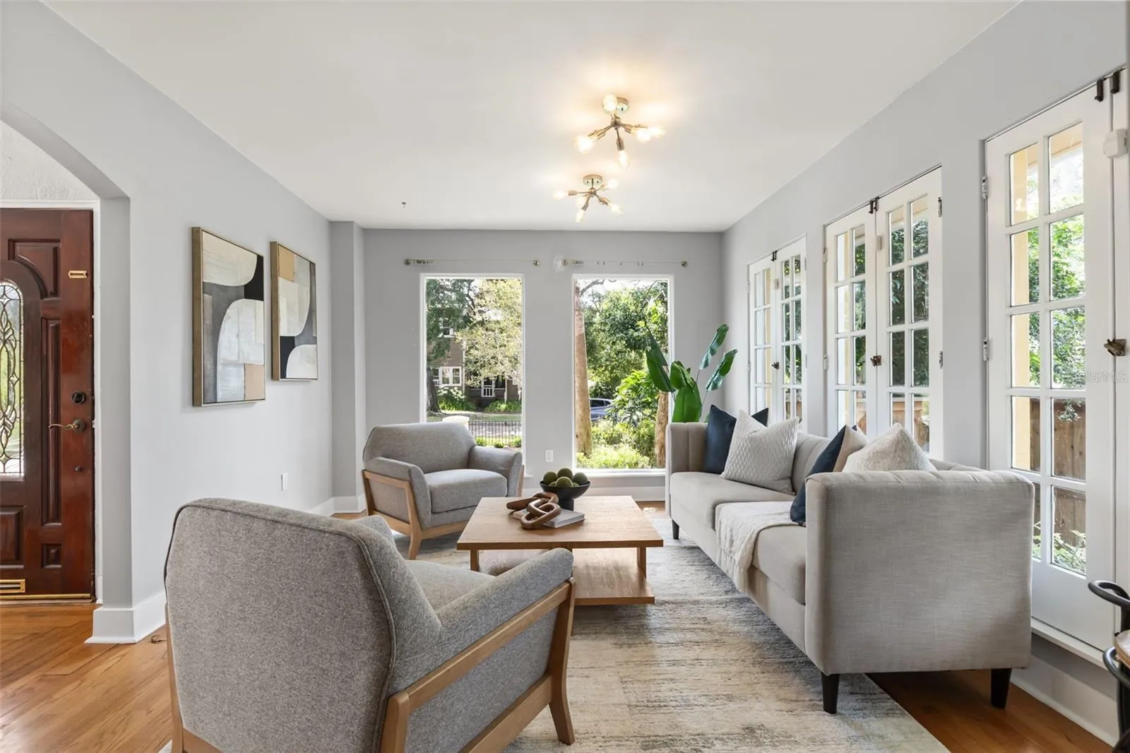 Sunroom/Flex Space