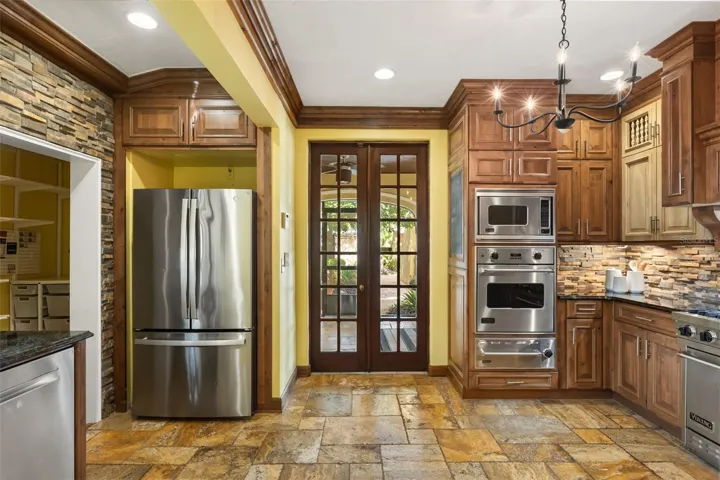 Kitchen with Viking Appliances