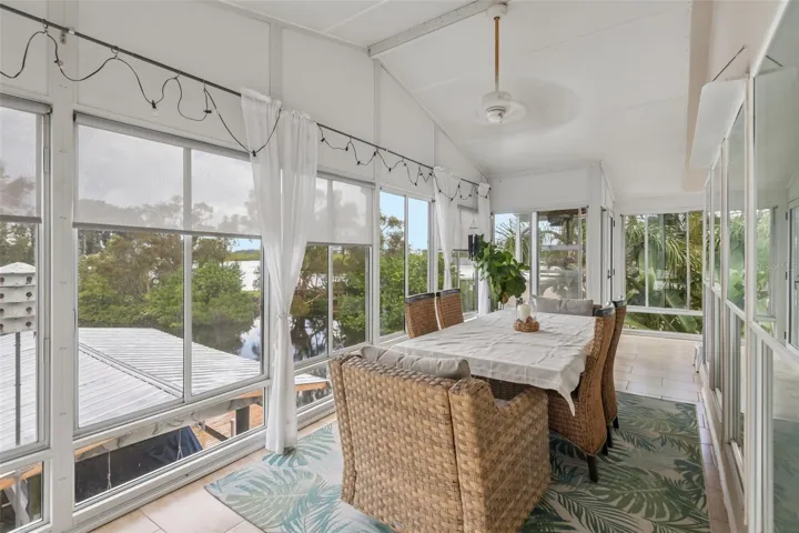 Enclosed Sunroom/Breezeway