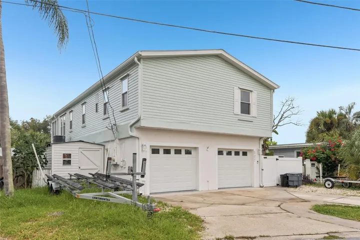 507 Riverview Lane