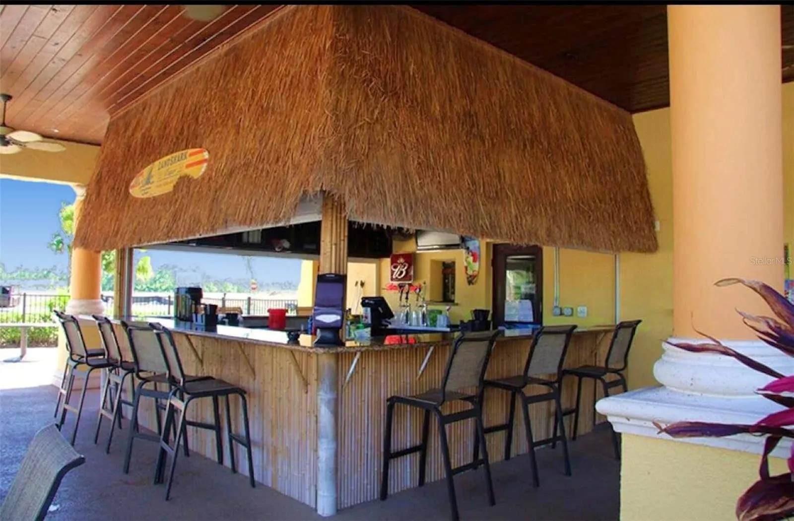 Tiki bar and grill