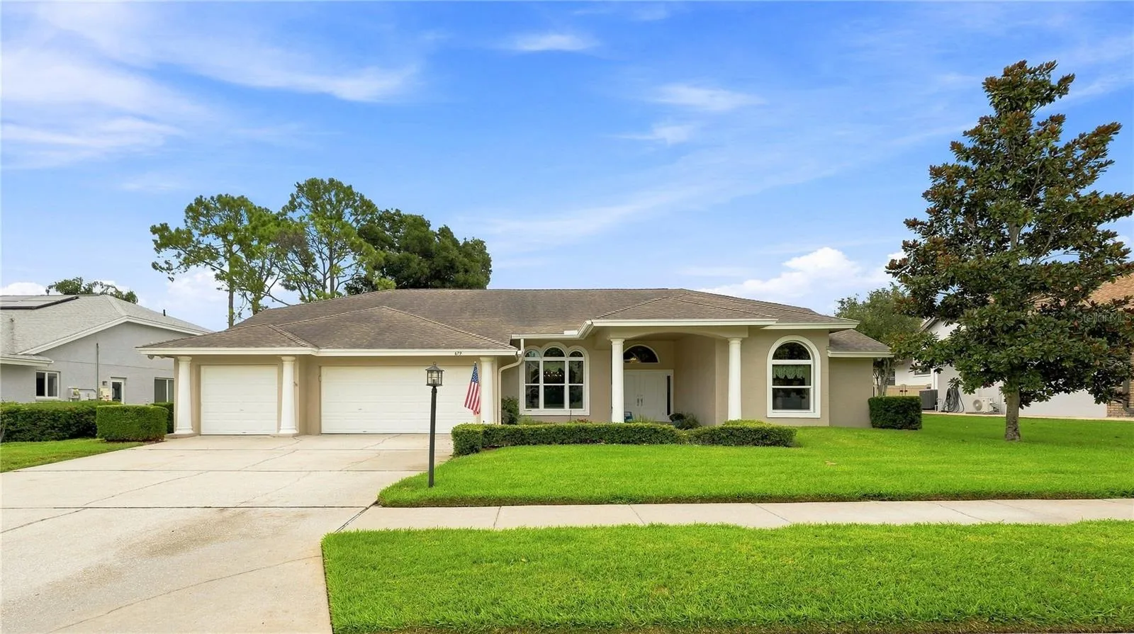 679 Litchfield Ln, Dunedin, FL 34698