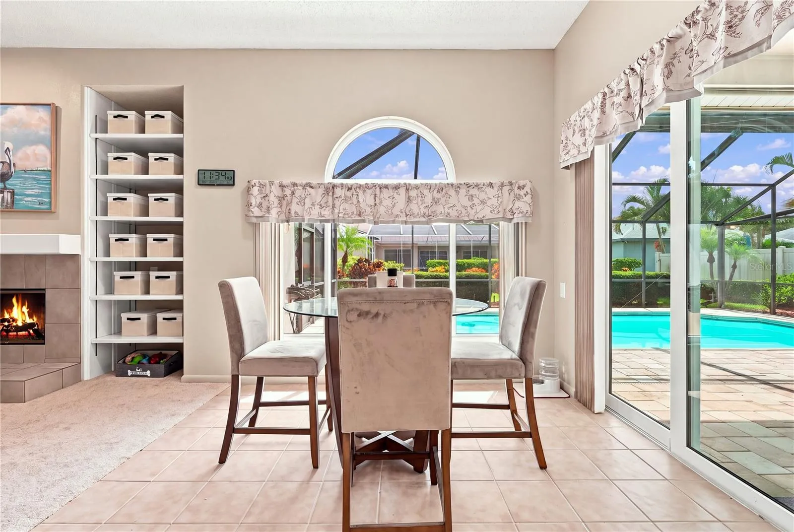 Breakfast Nook