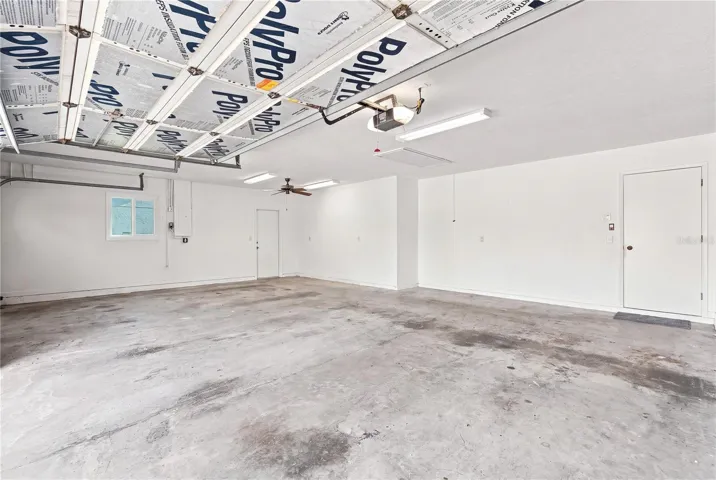 3 Car Garage