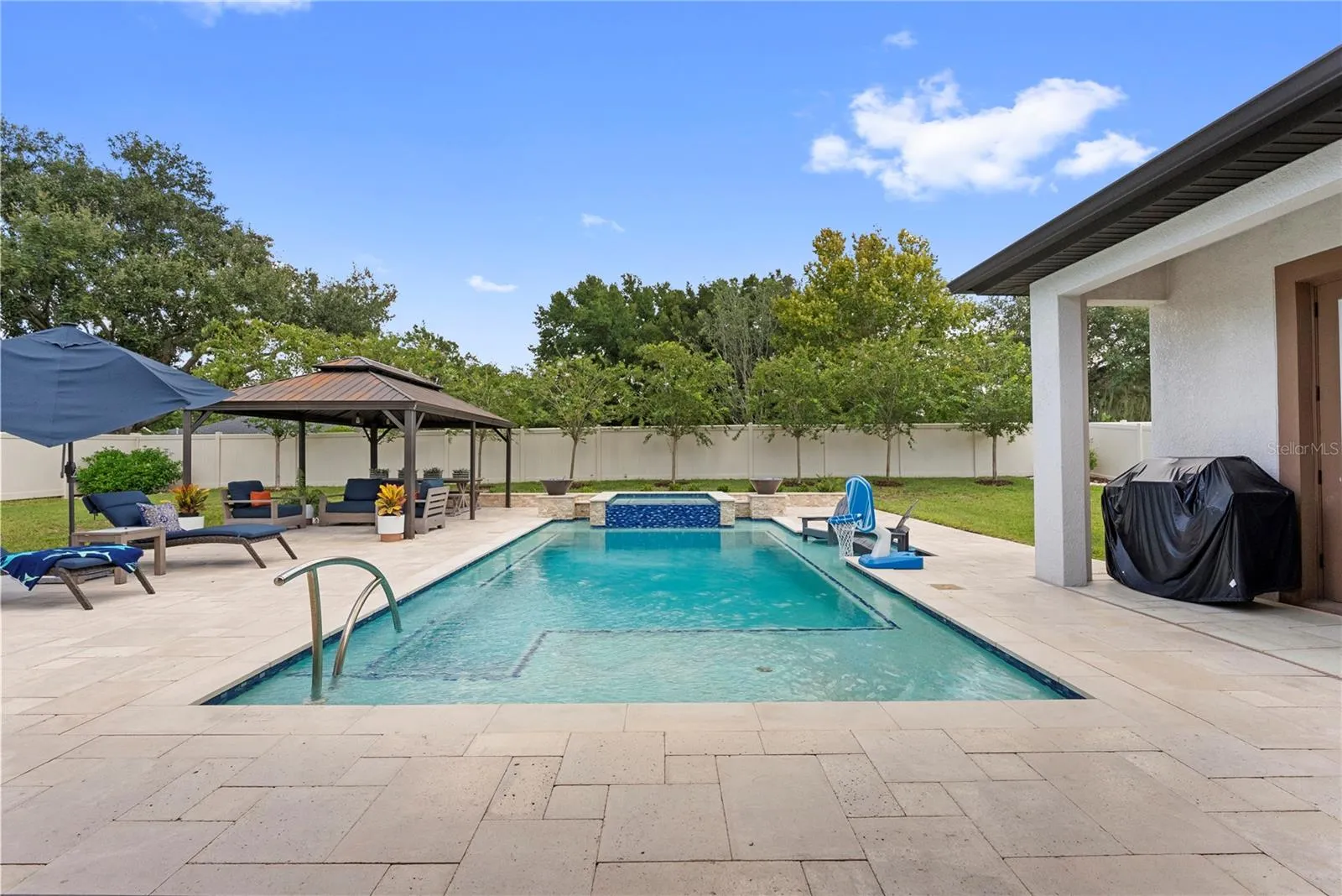 Resort Style Pool